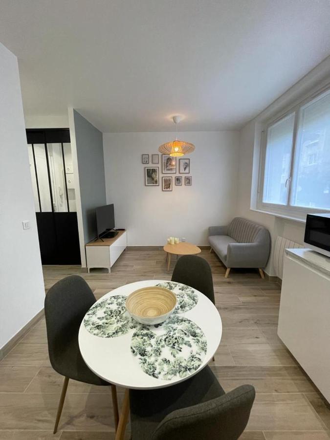 Appartement Cosy Proche Rer Et Centre Ville Le Plessis-Robinson Buitenkant foto